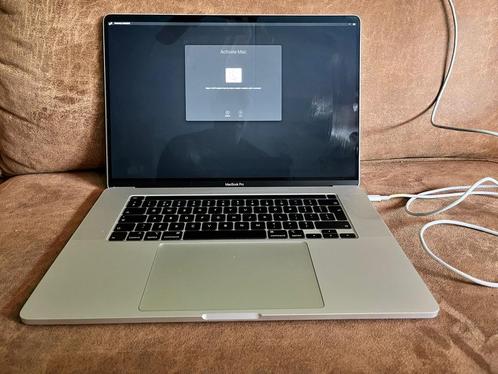 Macbook Pro 2019 16 inch scherm zgan, Computers en Software, Apple Macbooks, Zo goed als nieuw, 16 inch, 2 tot 3 Ghz, 512 GB, 16 GB