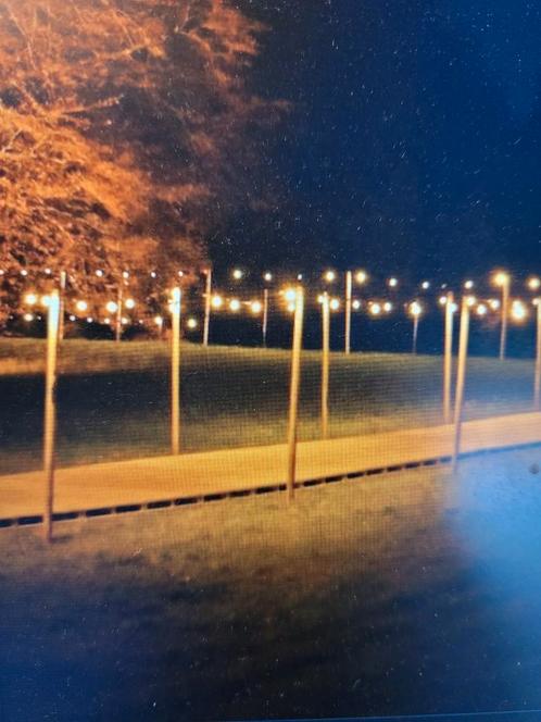 Prikkabel verlichting TE HUUR feestverlichting schuur  tent, Hobby en Vrije tijd, Feestartikelen | Verhuur, Zo goed als nieuw