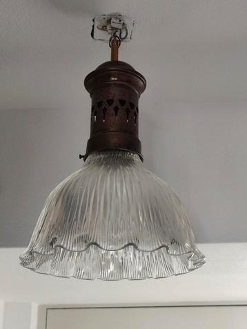 Mooie antieke hanglamp. beschikbaar voor biedingen