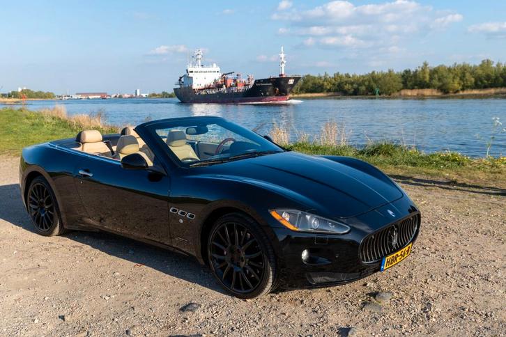 Maserati GranCabrio 4.7S 2010, Auto's, Maserati, Particulier, GranCabrio, ABS, Airbags, Airconditioning, Alarm, Bluetooth, Boordcomputer