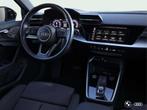 Audi A3 45 TFSI e S BLACK ED / 245 PK / ACC / HIFI / DAB+ /, Auto's, Stof, 4 cilinders, Met garantie (alle), Blauw