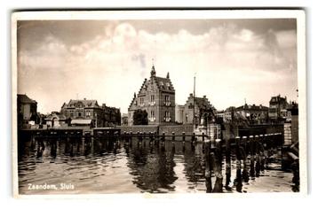 Zaandam, Sluis beschikbaar voor biedingen