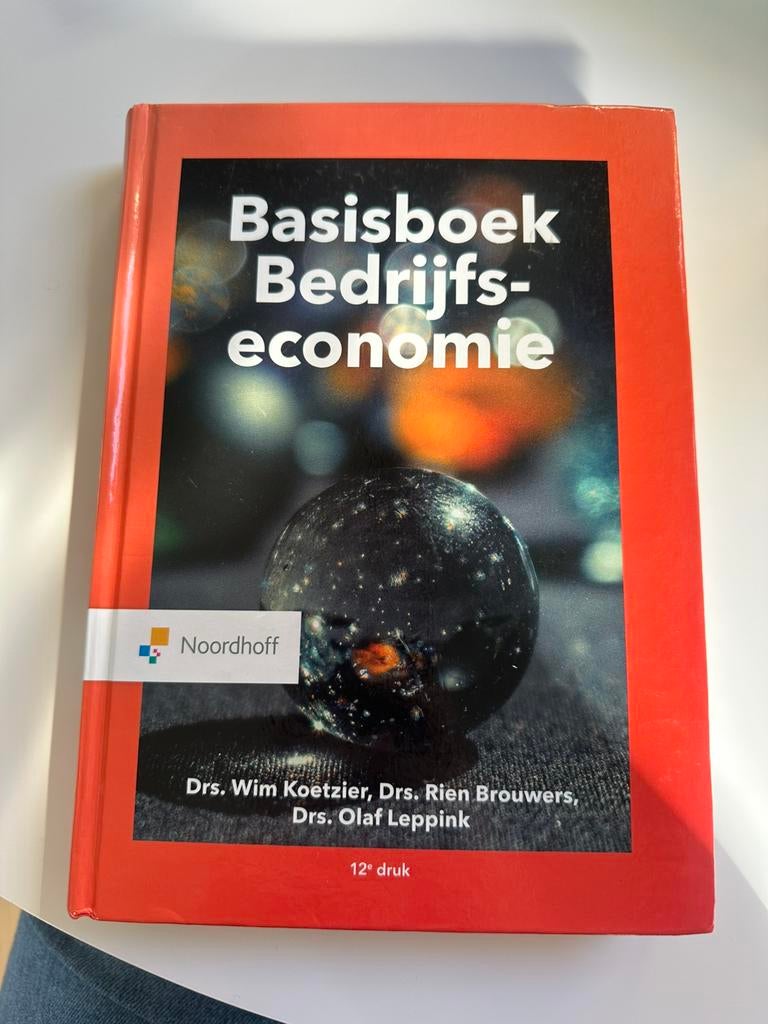 Bedrijfseconomie boek, Verzenden, Zo goed als nieuw, Economie en Marketing