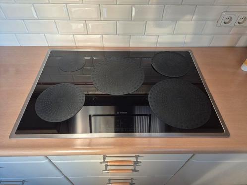 Bosch Inductiekookplaat PXV845FC1E, Witgoed en Apparatuur, Kookplaten, Zo goed als nieuw, Inbouw, Inductie, 4 kookzones, Ophalen of Verzenden