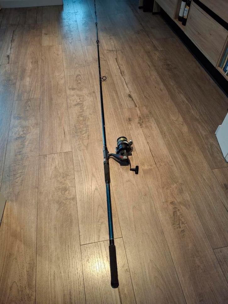 Prima hengel met molen, Watersport en Boten, Hengelsport | Roofvissen, Gebruikt, Complete set, Ophalen