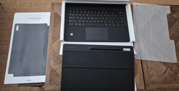 Samsung Galaxy Tab S8 ultra book cover met keyboard, Computers en Software, Android Tablets, Nieuw, 13 inch of meer, Ophalen of Verzenden