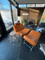 Leolux Volare fauteuil + hocker, Ophalen, Bruin, Leer, Zo goed als nieuw