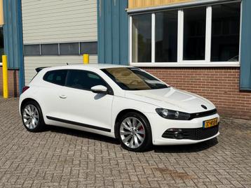 Volkswagen Scirocco 2.0 TSI 200PK CLIMA CRUISE beschikbaar voor biedingen