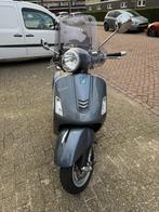 Piaggio vespa motorfiets GTS, Motoren, Scooter, LED Verlichting, Particulier, Minimaal motorrijbewijs A2