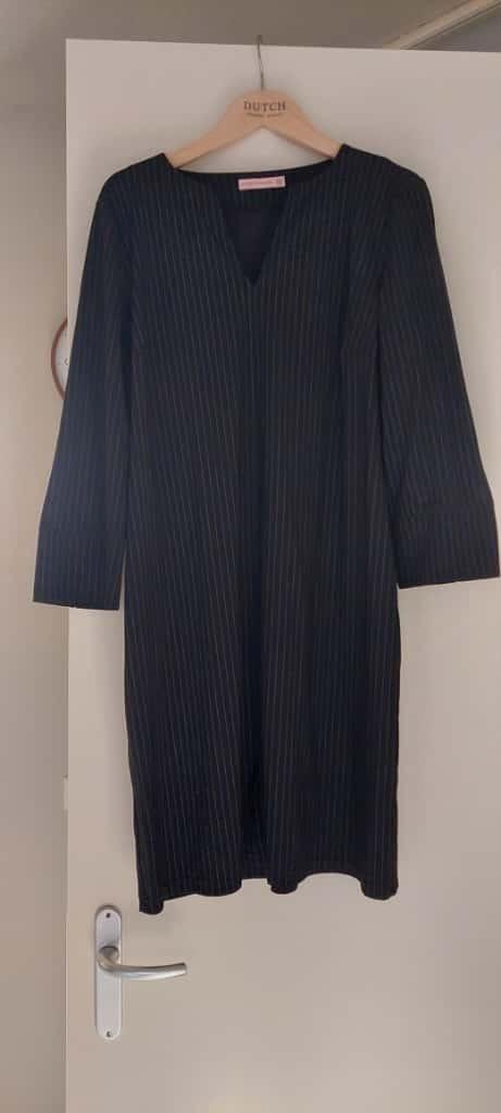 studio Anneloes jurk, Kleding | Dames, Jurken, Zo goed als nieuw, Maat 46/48 (XL) of groter, Zwart, Onder de knie, Ophalen of Verzenden