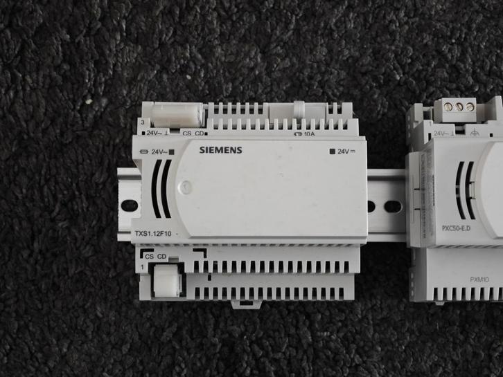 Siemens TXS1.12F10 TX-IO Power Supply Module, Hobby en Vrije tijd, Elektronica-componenten, Gebruikt, Ophalen of Verzenden