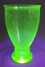 Jaren 30 Annagroen Vaas Copier Leerdam URANIUM Glas, Antiek en Kunst, Antiek | Glas en Kristal, Ophalen of Verzenden