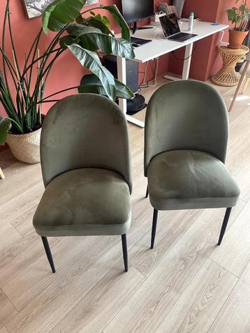2 Eettafelstoelen – Suède – Groen – Zo Goed Als Nieuw  beschikbaar voor biedingen