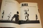 Ajax. Europees journaal van 'n topper. 1967., Ophalen of Verzenden, Gelezen, Balsport