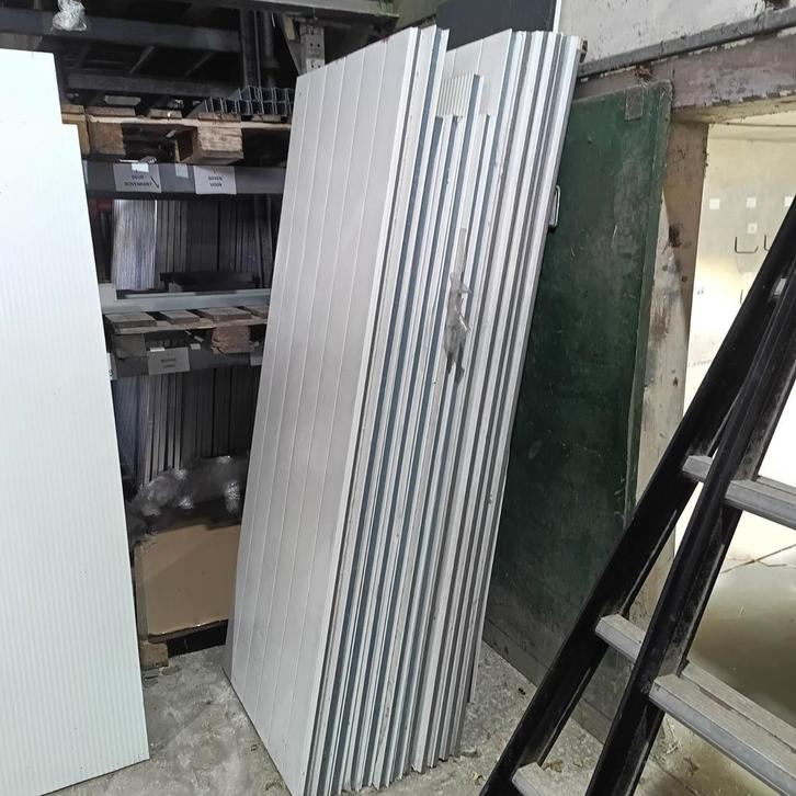 Partij 13 Sandwichpanelen 4cm dik. 50 en 75 breed., Doe-het-zelf en Verbouw, Isolatie en Afdichting, Zo goed als nieuw, Overige materialen