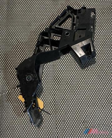 VW GOLF VIII BUMPERGELEIDER LINKS VOOR 5H0807049D beschikbaar voor biedingen