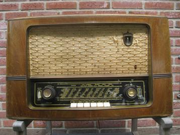 Vintage radio Braun
