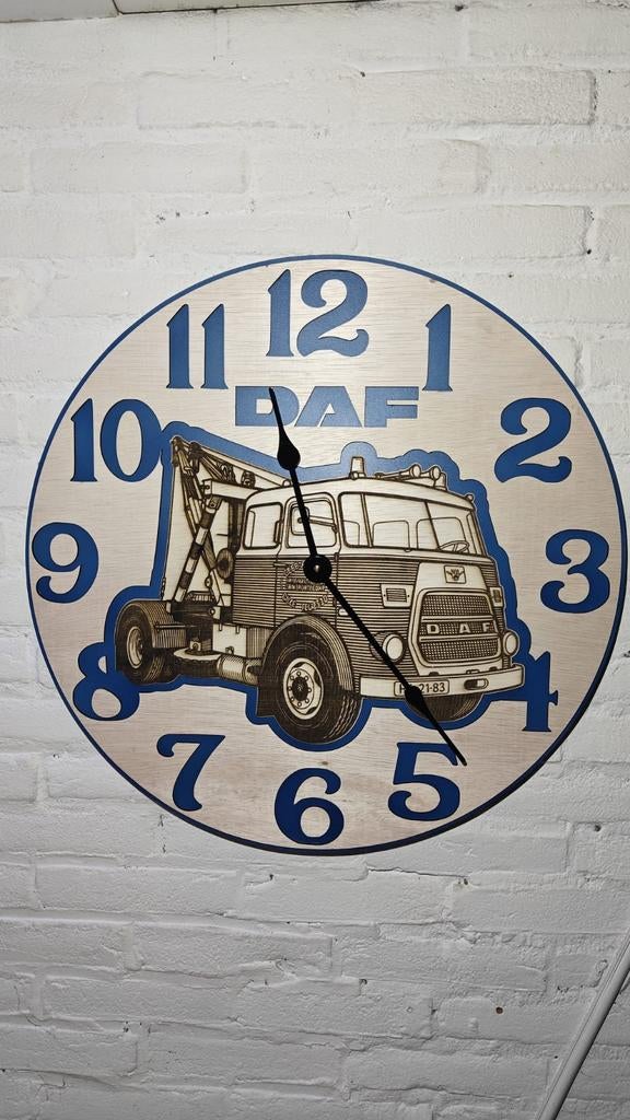 DAF Wandklok | Truck | Stoer & Vintage Design, Wandklok, Selfmade, Ophalen of Verzenden, Nvt