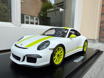 1:18 Porsche 911R 991 wit-groen 2018 Spark WAX 021 000 26 beschikbaar voor biedingen