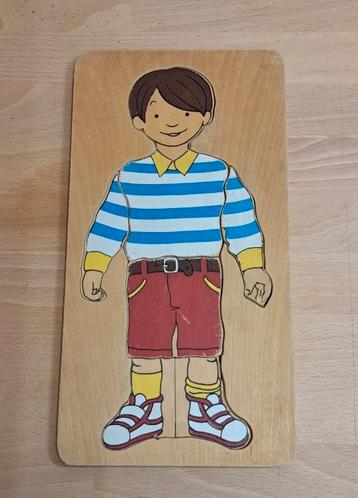 Houten puzzel - Jongen beschikbaar voor biedingen