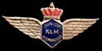 KLM Stewardess broche- gelakt- 60er jaren, Verzamelen, Luchtvaart en Vliegtuigspotten, Zo goed als nieuw, Patch, Badge of Embleem