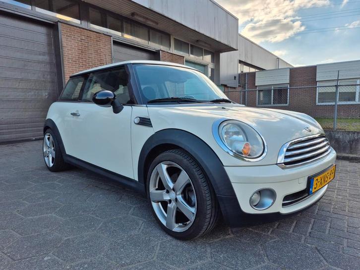 Mini 1.4 16V ONE 2007 Wit, Auto's, Mini, Particulier, One, ABS, Airbags, Airconditioning, Boordcomputer, Centrale vergrendeling