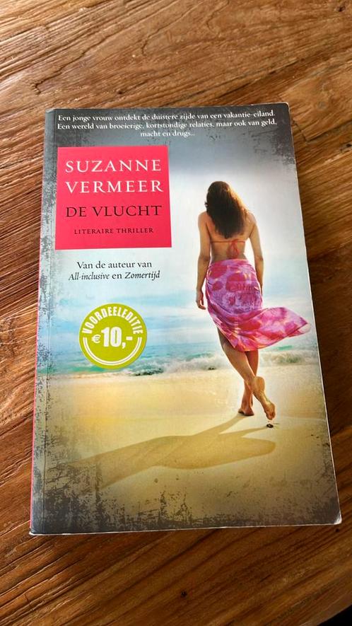 Suzanne Vermeer - De vlucht, Boeken, Thrillers, Zo goed als nieuw, Nederland, Ophalen of Verzenden