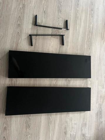 2x Wandplanken Hoogglans Zwart beschikbaar voor biedingen
