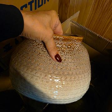 Bloempot in de vorm van een mand 50% korting  beschikbaar voor biedingen
