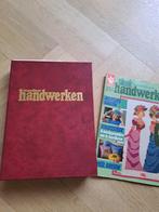 Ingebonden blad Handwerken 18 x, 1981 en 1982 incl patronen;, Gelezen, Ophalen of Verzenden