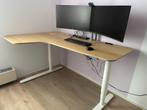 BEKANT Corner desk right, Ophalen, Elektrisch, Zo goed als nieuw, Bureau
