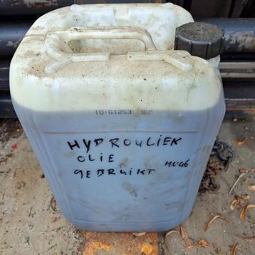 Hydrauliekolie Gebruikt 60 liter  beschikbaar voor biedingen