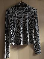 Mooie zwart-witte top van LOAVIES, z.g.a.n. Mt. Medium., Kleding | Dames, Tops, Maat 38/40 (M), Zwart, Ophalen of Verzenden, Lange mouw