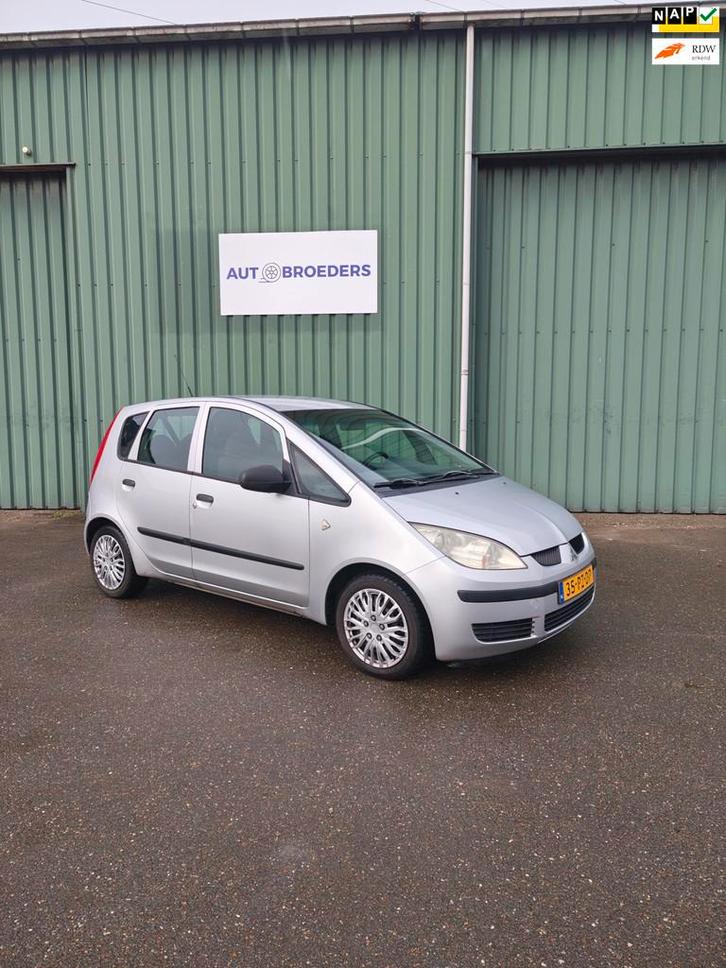 Mitsubishi Colt 1.5 Invite - AIRCO - TREKHAAK - 5 DEURS - ON, Auto's, Mitsubishi, Bedrijf, Te koop, Colt, ABS, Airbags, Airconditioning
