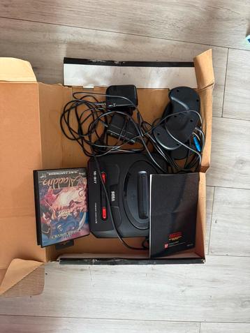 Sega Mega Drive (2x) en Nintendo control deck beschikbaar voor biedingen