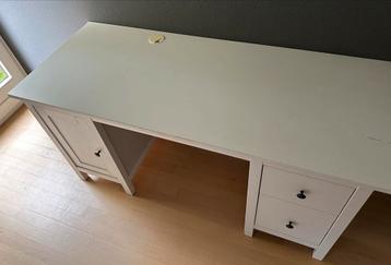Bureau beschikbaar voor biedingen