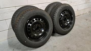 Banden B-klasse A-klasse BMW 2-serie 195/65/15 NIEUW! beschikbaar voor biedingen