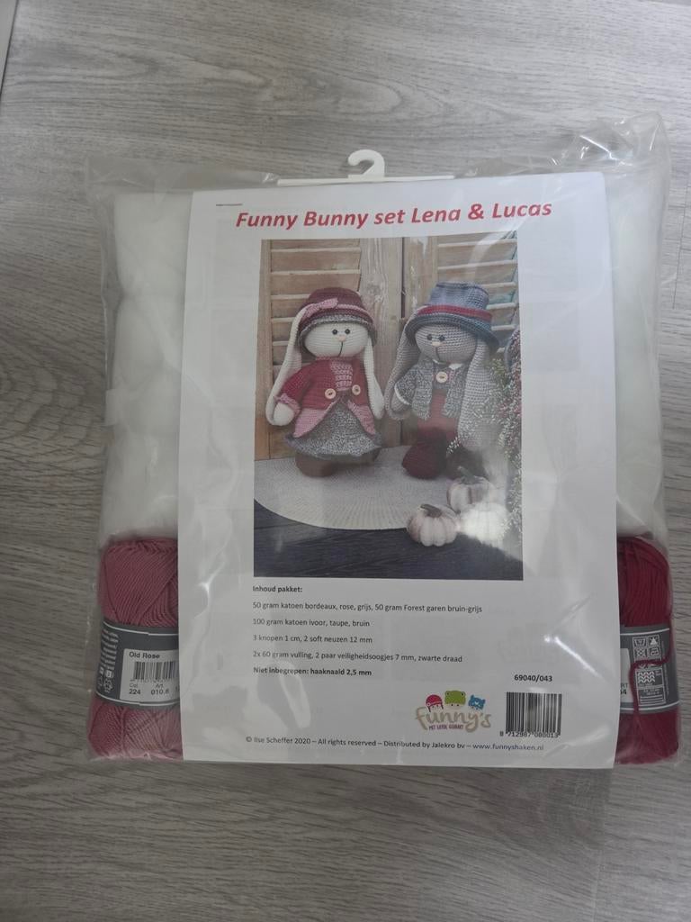 Haakpakket Funny bunny set Lena & Lucas, Ophalen of Verzenden, Nieuw, Haken, Overige typen