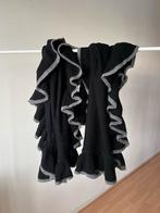 Zwarte Sjaal met Ruches, Maat 46/48 (XL) of groter, Ophalen of Verzenden, Sjaal, Onbekend