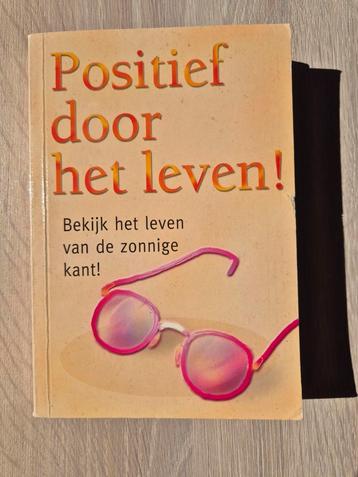 Positief door het leven beschikbaar voor biedingen