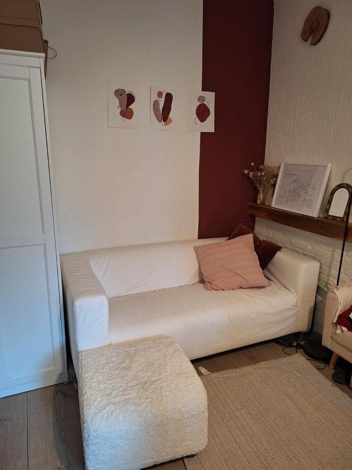 Ikea Klippan 2-zitsbank + Poef, Huis en Inrichting, Banken | Sofa's en Chaises Longues, Tweepersoons, 150 tot 200 cm, 75 tot 100 cm