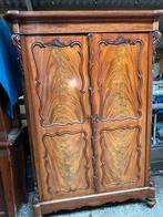 Prachtige Biedermeier kast met kuif, Antiek en Kunst, Antiek | Meubels | Kasten, Ophalen