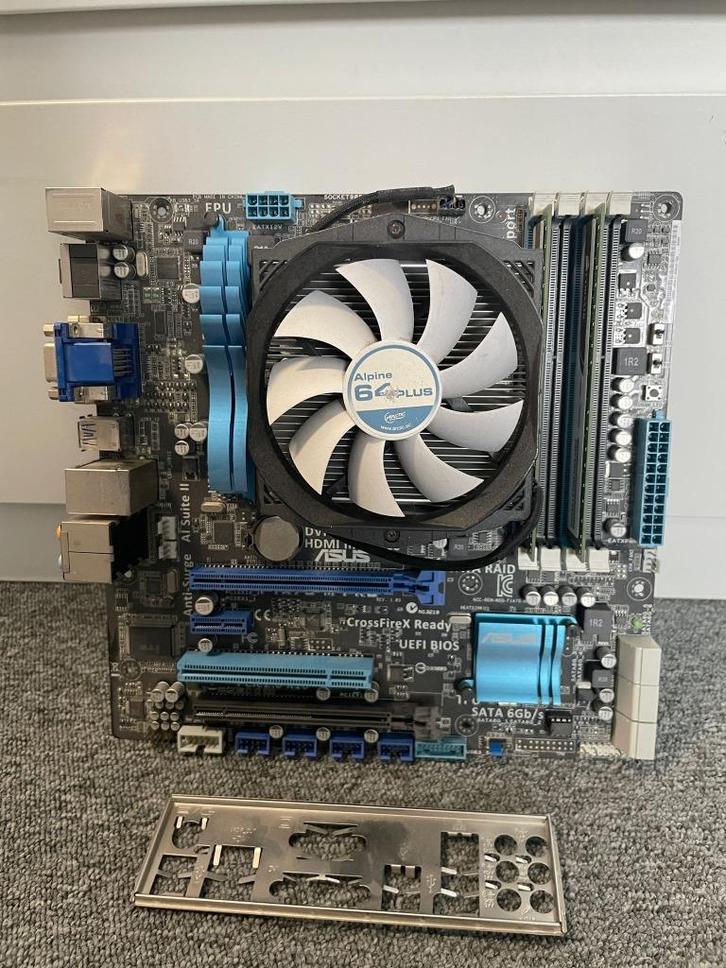 Asus F1A75-M Pro, Computers en Software, Vintage Computers, Ophalen of Verzenden