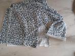 Panter print sjaal en muts H&M, Kleding | Dames, Mutsen, Sjaals en Handschoenen, Ophalen of Verzenden, Zo goed als nieuw, Maat 46/48 (XL) of groter