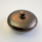 Aardewerk schaaltje met deksel lusterglazuur, Antiek en Kunst, Antiek | Keramiek en Aardewerk, Ophalen of Verzenden