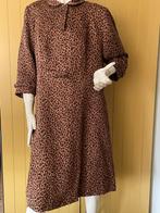 Vintage Panterprint Jurk - Maat L (38/42), Kleding | Dames, Jurken, Ophalen of Verzenden, Gedragen, Maat 42/44 (L), Bruin