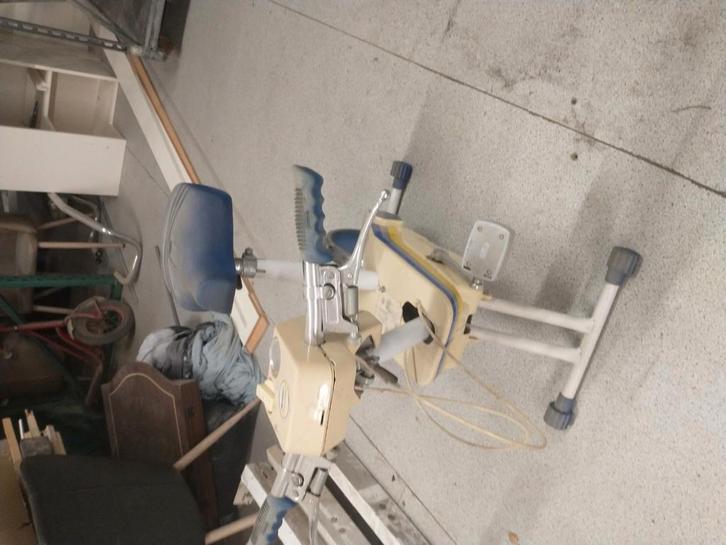 Gratis af te halen: hometrainer, Sport en Fitness, Fitnessapparatuur, Gebruikt, Hometrainer, Ophalen