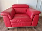 Rode leren fauteuil met verstelbare neksteun, Huis en Inrichting, Fauteuils, Ophalen, Gebruikt, 75 tot 100 cm, 75 tot 100 cm