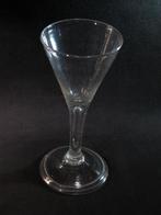 Kelkglas antiek glas met luchtbel in stam 1735. 1965, Ophalen of Verzenden
