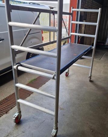 Te koop: Altrex RS 44 power kamersteiger, rolsteiger. beschikbaar voor biedingen